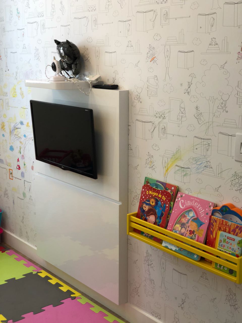 62cb2082-4e93-4aa8-b7e2-c85eaaa94e7e