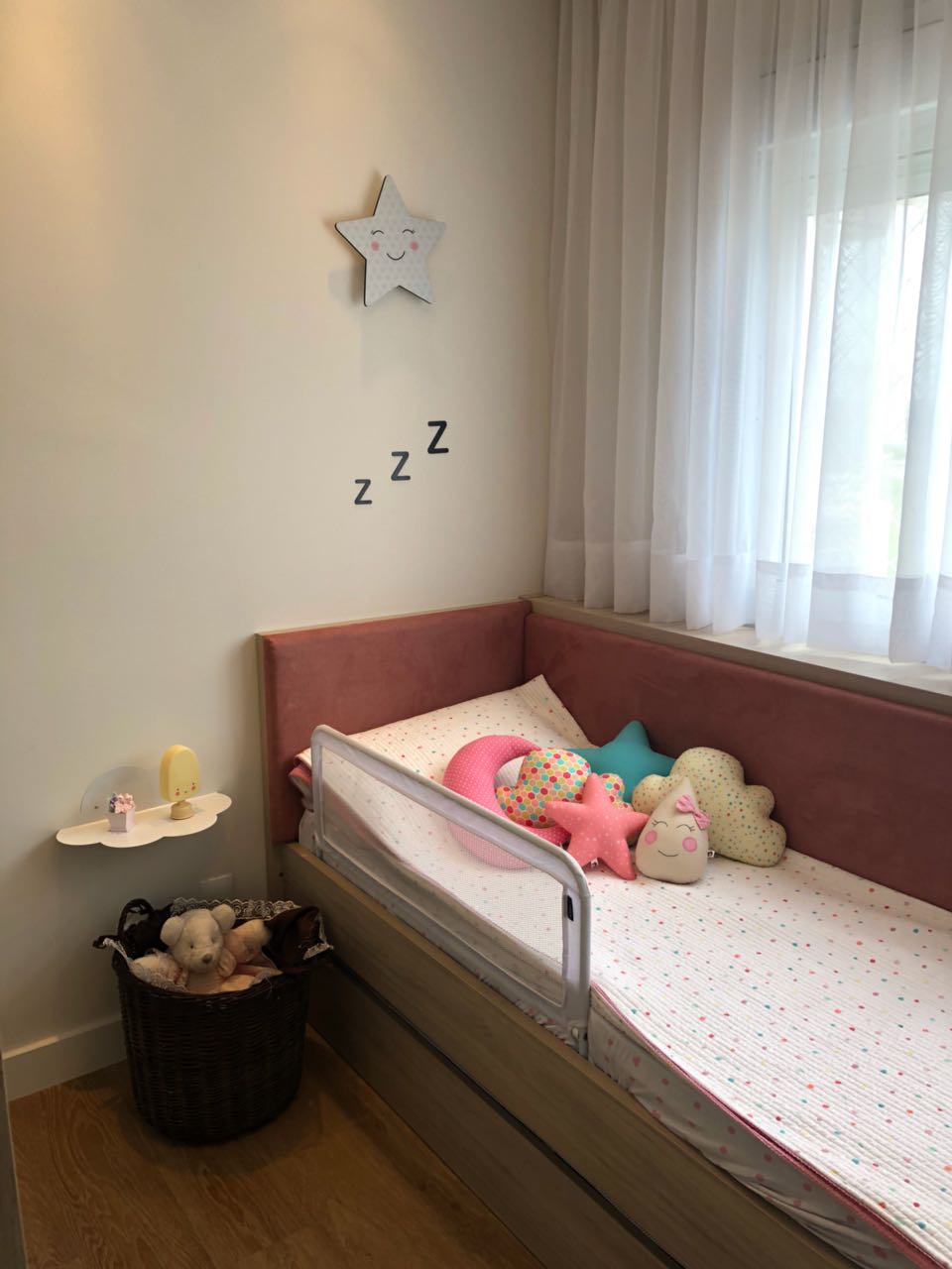 e01f24ed-ac73-4d27-a5f4-b38bf56b6733