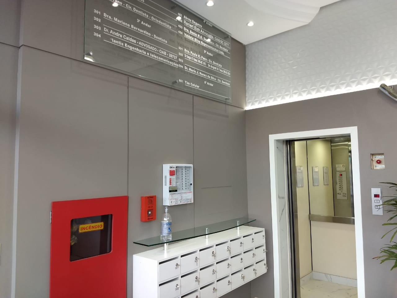 e93d625f-f7e0-4875-afb1-6fcae2eec069