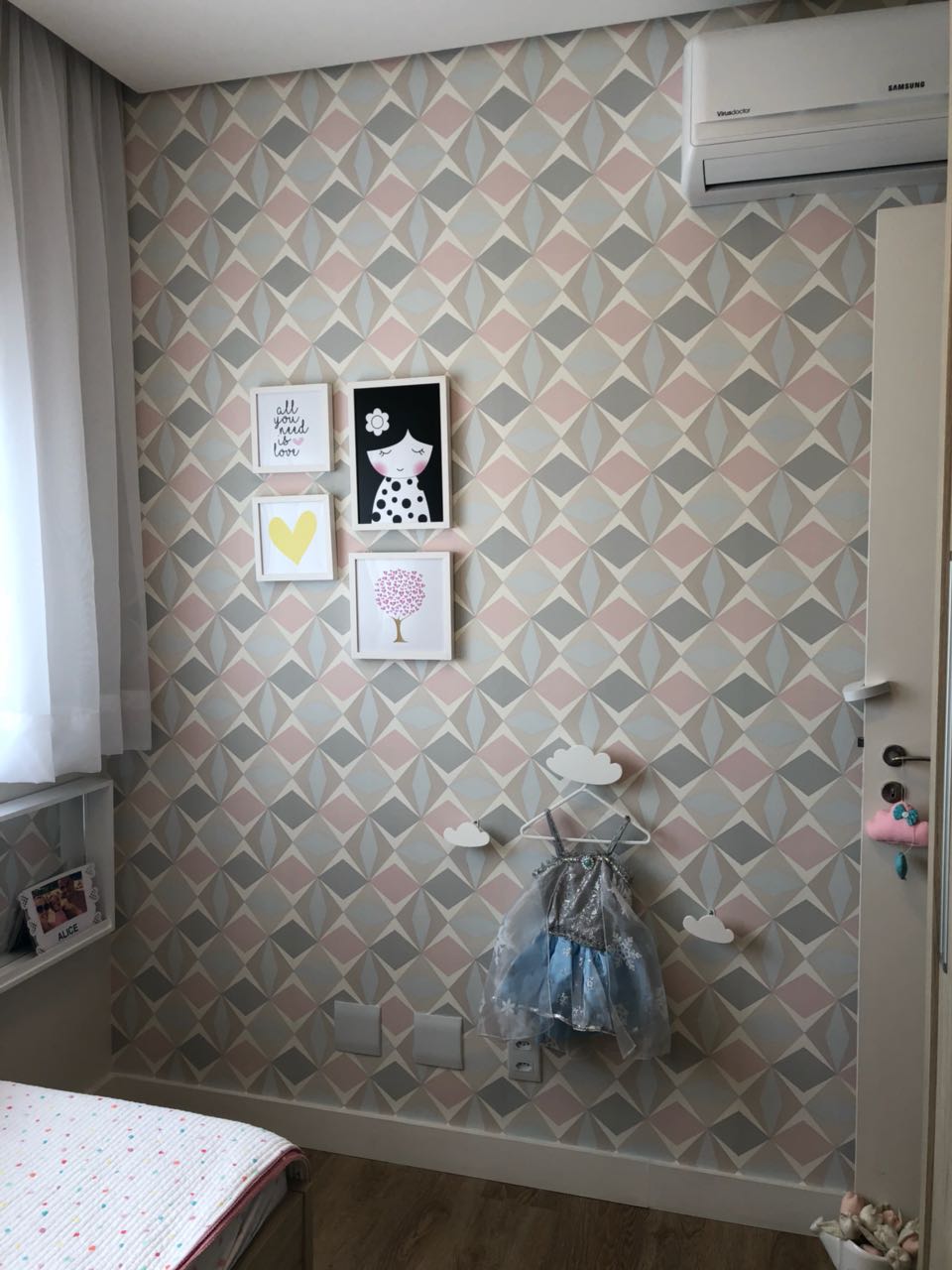 f81dd9d3-4863-42ee-8d22-5070bc024e4e